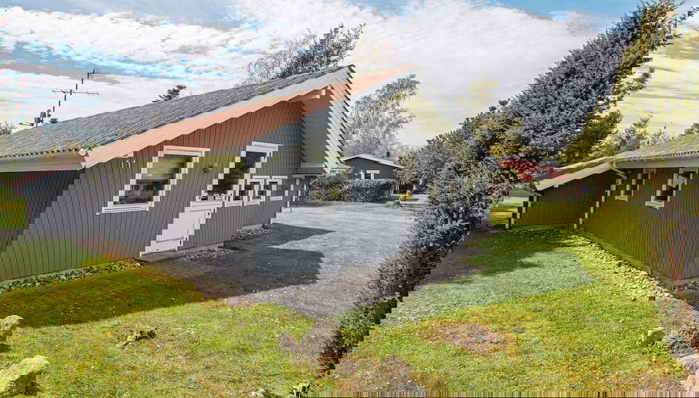 Primary image
