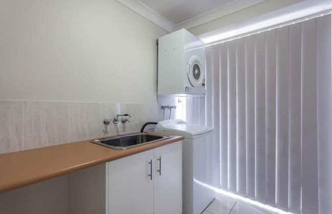 Annand Mews Serviced Apartments - Photo 14