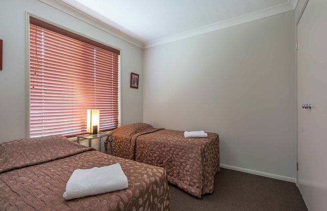 Annand Mews Serviced Apartments - Photo 3