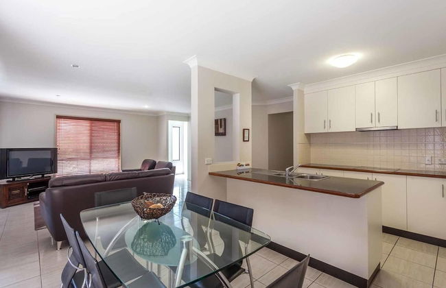 Annand Mews Serviced Apartments - Photo 8