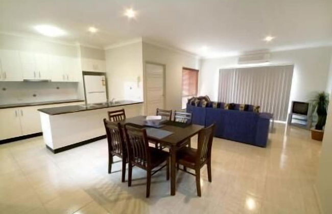 Annand Mews Serviced Apartments - Photo 10