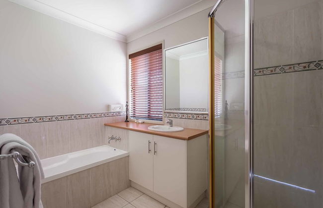 Annand Mews Serviced Apartments - Photo 16