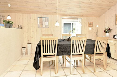 Photo 13 - 6 Person Holiday Home in Oksbol