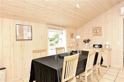 Foto 8 - 6 Person Holiday Home in Oksbol