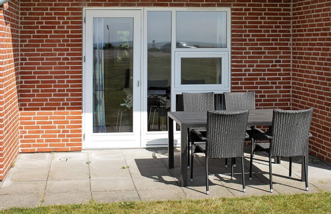 6 Person Holiday Home in Hojer - Photo 12