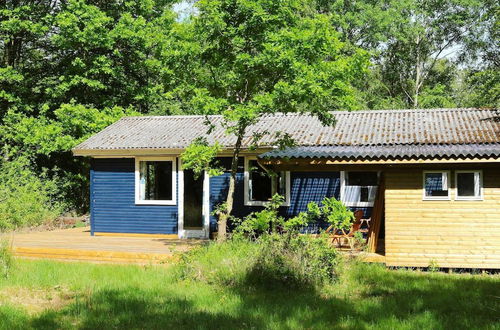 Foto 11 - Rustic Holiday Home in Hadsund near Sea