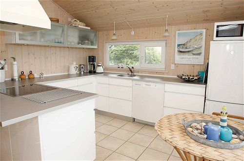 Photo 11 - 6 Person Holiday Home in Hjorring