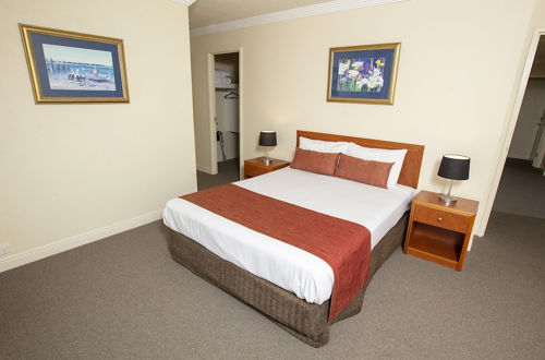 Photo 12 - Springwood Tower Apartment Hotel