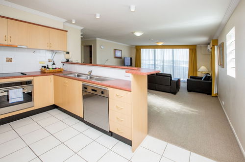 Photo 17 - Springwood Tower Apartment Hotel