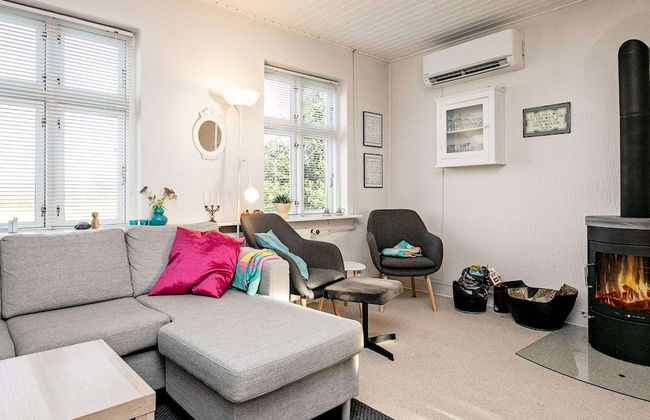 6 Person Holiday Home in Tranekaer - Foto 3