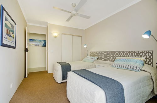 Photo 8 - Bali Hai Apartments Noosa