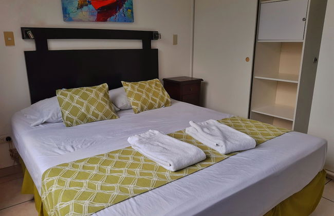 Suites & Apartments San Benito Flats - Photo 5