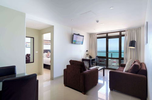 Foto 12 - Ramada Suites by Wyndham Wailoaloa Beach Fiji