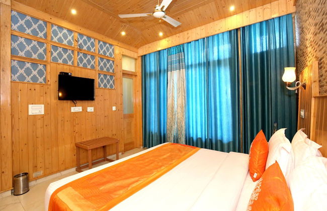 OYO 12170 Home Rustic Villa Kasauli - Foto 2
