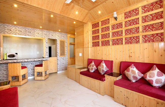 OYO 12170 Home Rustic Villa Kasauli - Foto 17