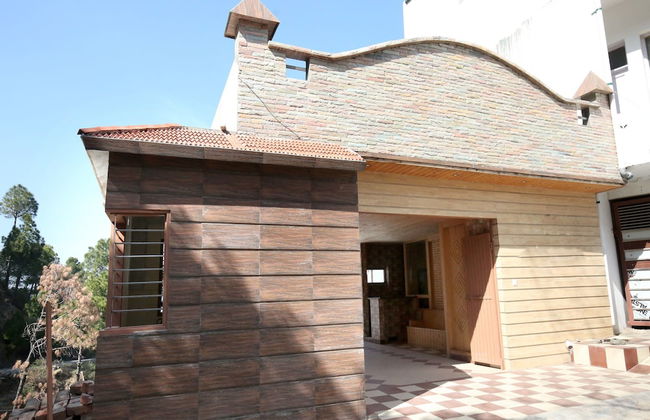 OYO 12170 Home Rustic Villa Kasauli - Foto 19