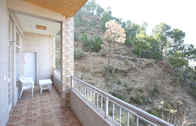 OYO 12170 Home Rustic Villa Kasauli - Foto 9