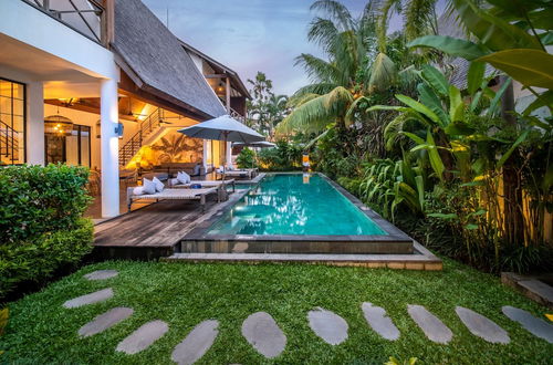 Foto 59 - Contemporary Private Villa, 4 BR, Canggu With Staff