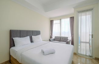 Photo 3 - Fancy and Comfy Studio at Menteng Park Apartment