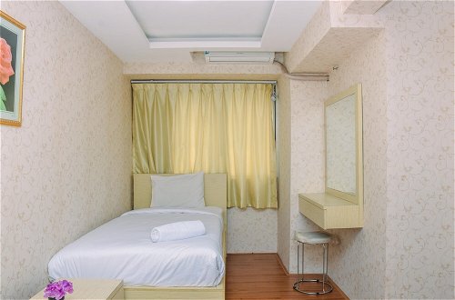 Foto 7 - Comfort Living And Strategic Studio At Kebagusan City Apartment