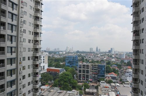 Photo 21 - Strategic 2Br At Sudirman Park Apartment Near Tanah Abang By Travelio