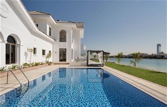 Foto 1 - Luxury Villa w Dramatic Vw Private Beach Pool