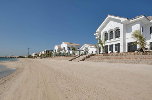 Foto 45 - Luxury Villa w Dramatic Vw Private Beach Pool