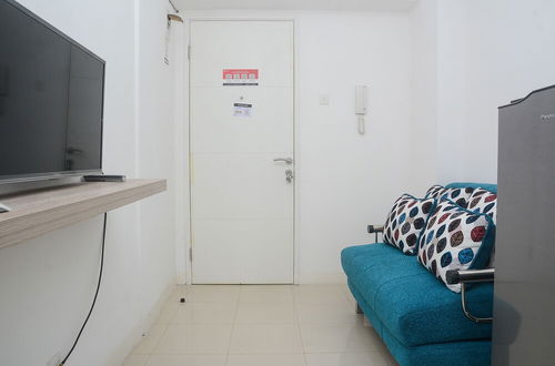 Photo 6 - Minimalist and Stylish 1BR Bassura City Apartment