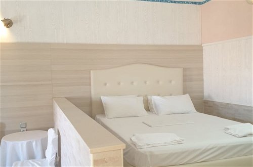Photo 4 - Peaceful And Very Relaxing Suite Near Crete Sea View, Shared Pool, air Condition