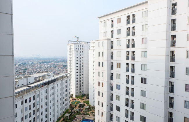 Comfort 2BR at Bassura City Cipinang Apartment - Foto 18