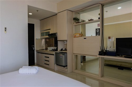 Photo 5 - Best Price Studio Apartment at Atria Residence near Mall