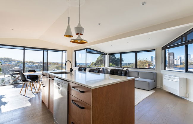 High-end 3BR House - Skytower View - Foto 51