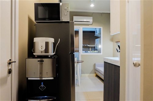 Foto 4 - 1BR Fully Furnished Apartment at Green Pramuka