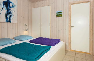 Foto 2 - 6 Person Holiday Home in Knebel