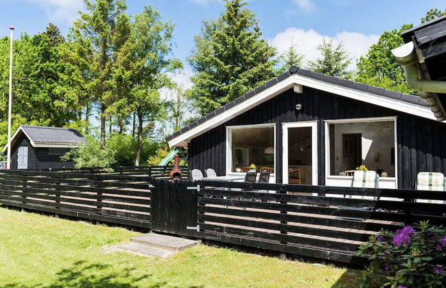 6 Person Holiday Home in Henne - Foto 17
