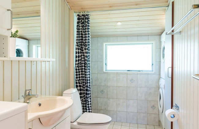 6 Person Holiday Home in Henne - Foto 5