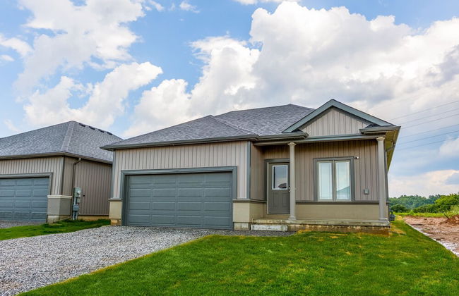 Luxury Bungalow mins Niagara falls & Brock uni - Foto 1