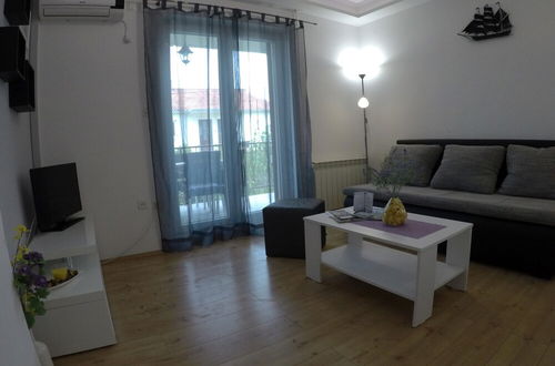 Foto 8 - Comfortable Apartment in Stari Grad