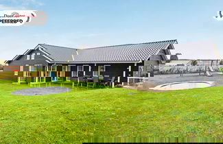 Foto 1 - Ravishing Holiday Home in Jutland near Sea