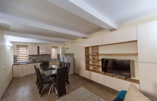 Dany Luxury Apartment - Photo 19