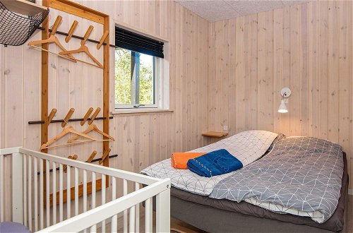 Photo 10 - 12 Person Holiday Home in Glesborg