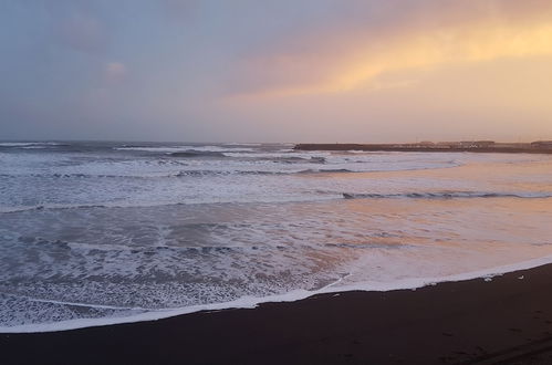 Photo 33 - Black beach cottage