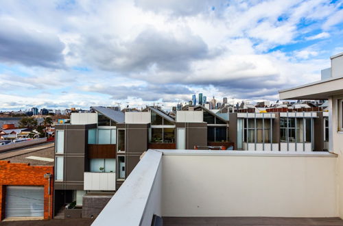 Photo 17 - Hotham, 2BDR North Melbourne Apartment