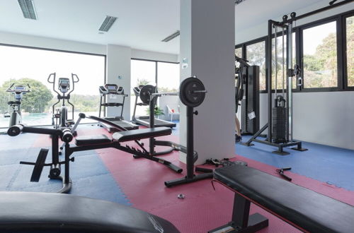 Photo 11 - Wow 1Br Apt, Pool, Gym, Walk to Beautiful Nai Yang