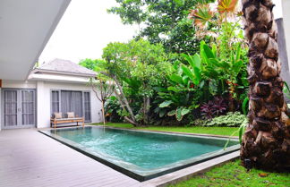 Photo 1 - Jabu Beach Villa