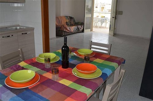 Foto 30 - Charming Holiday Home Near The Beach With A Terrace; Parking Available, Pets