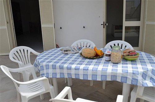 Foto 38 - Charming Holiday Home Near The Beach With A Terrace; Parking Available, Pets
