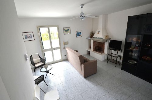 Foto 31 - Charming Holiday Home Near The Beach With A Terrace; Parking Available, Pets