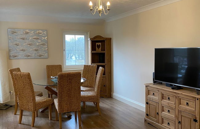 Waterfront House In The Heart Of St Neots - Photo 59