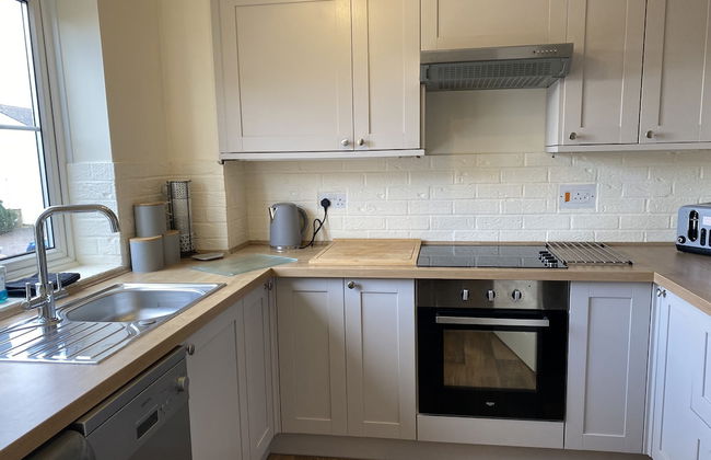Waterfront House In The Heart Of St Neots - Photo 41